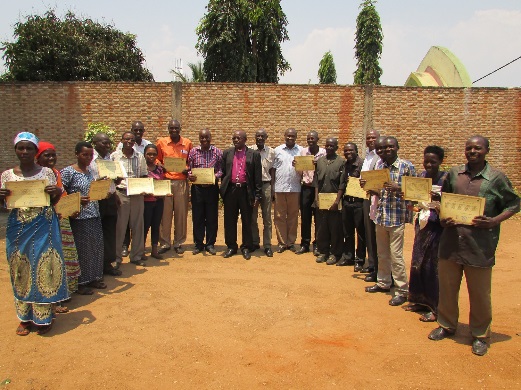 Farmers receive certificates